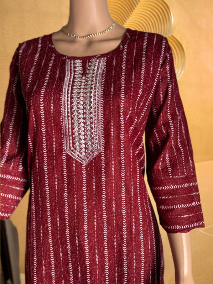 Maroon Leaf Pattern Embellished Kurti - Image 2