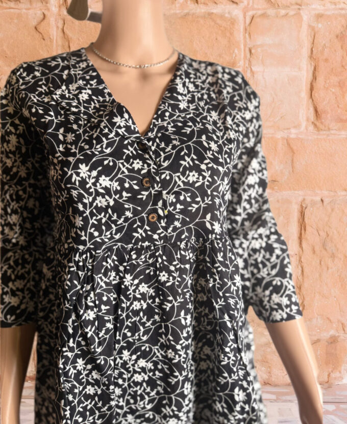 Floral Vine Button-Front Tunic - Image 2