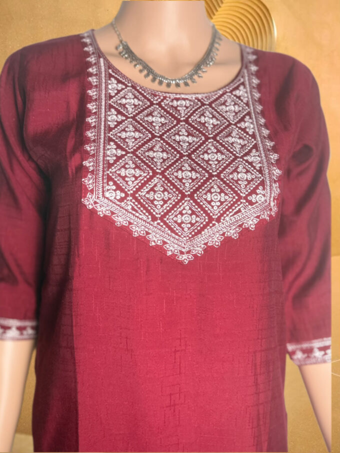 Maroon Diamond Embroidered Kurti - Image 4