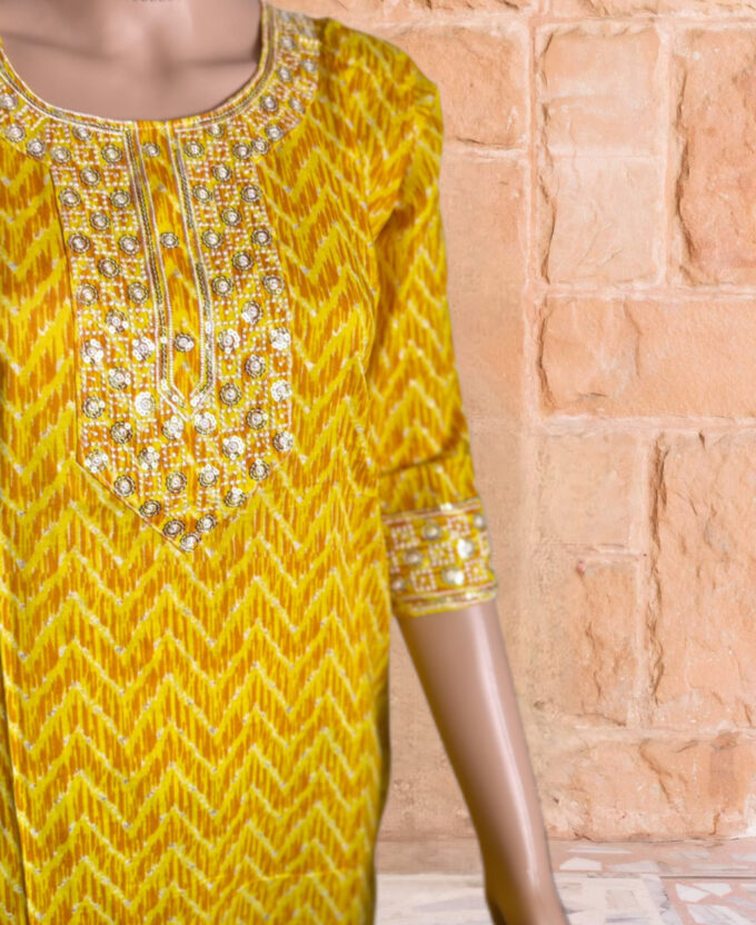 Sunshine Chevron Embellished Kurti - Image 4