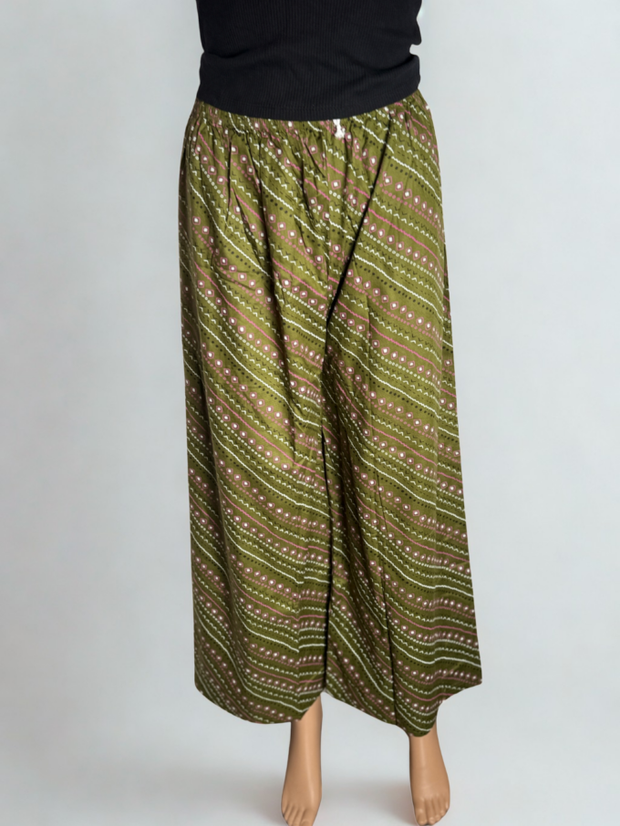 Olive Green Bandhani Print Palazzo Pants - Image 4