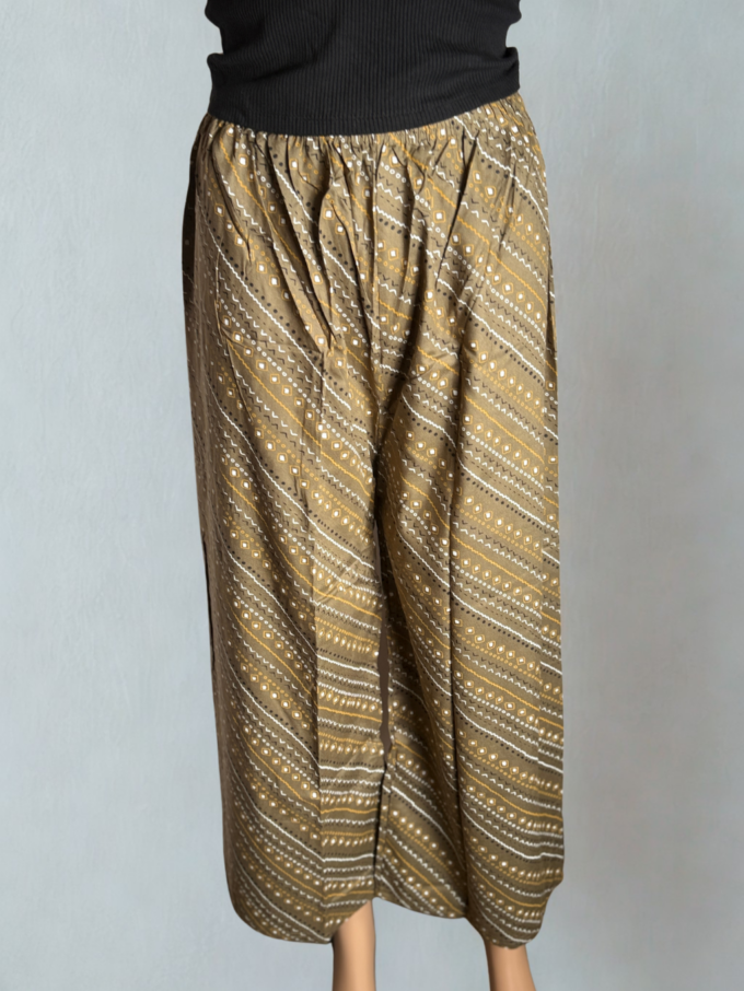 Beige-Gold Bandhani Print Palazzo Pants - Image 4