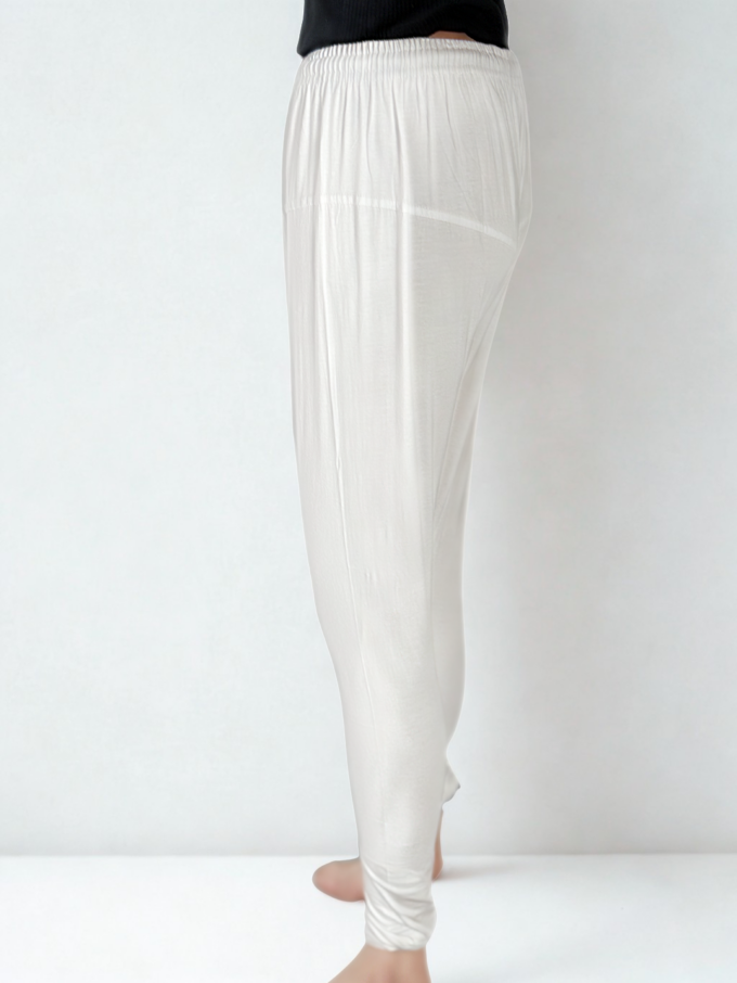 Classic White Cotton Leggings - Image 4