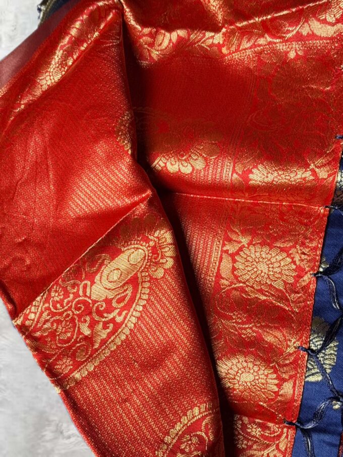 Royal Blue and Red Banarasi Silk Saree - Image 4