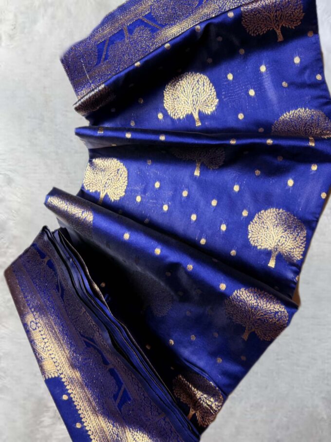 Emerald Blue Banarasi Silk Saree with Golden Motifs - Image 5