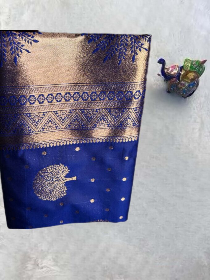 Emerald Blue Banarasi Silk Saree with Golden Motifs - Image 6